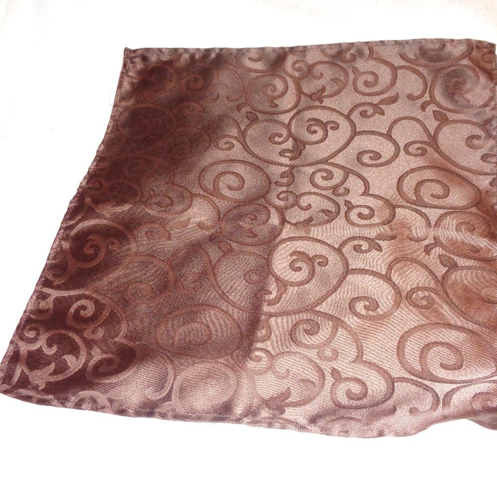 8 Brown Cloth Polyester Napkins - Picture 2 of 6